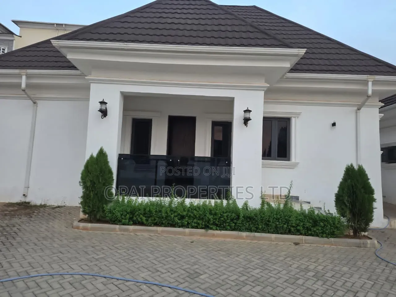 Furnished 7bdrm House in Guzape District for sale