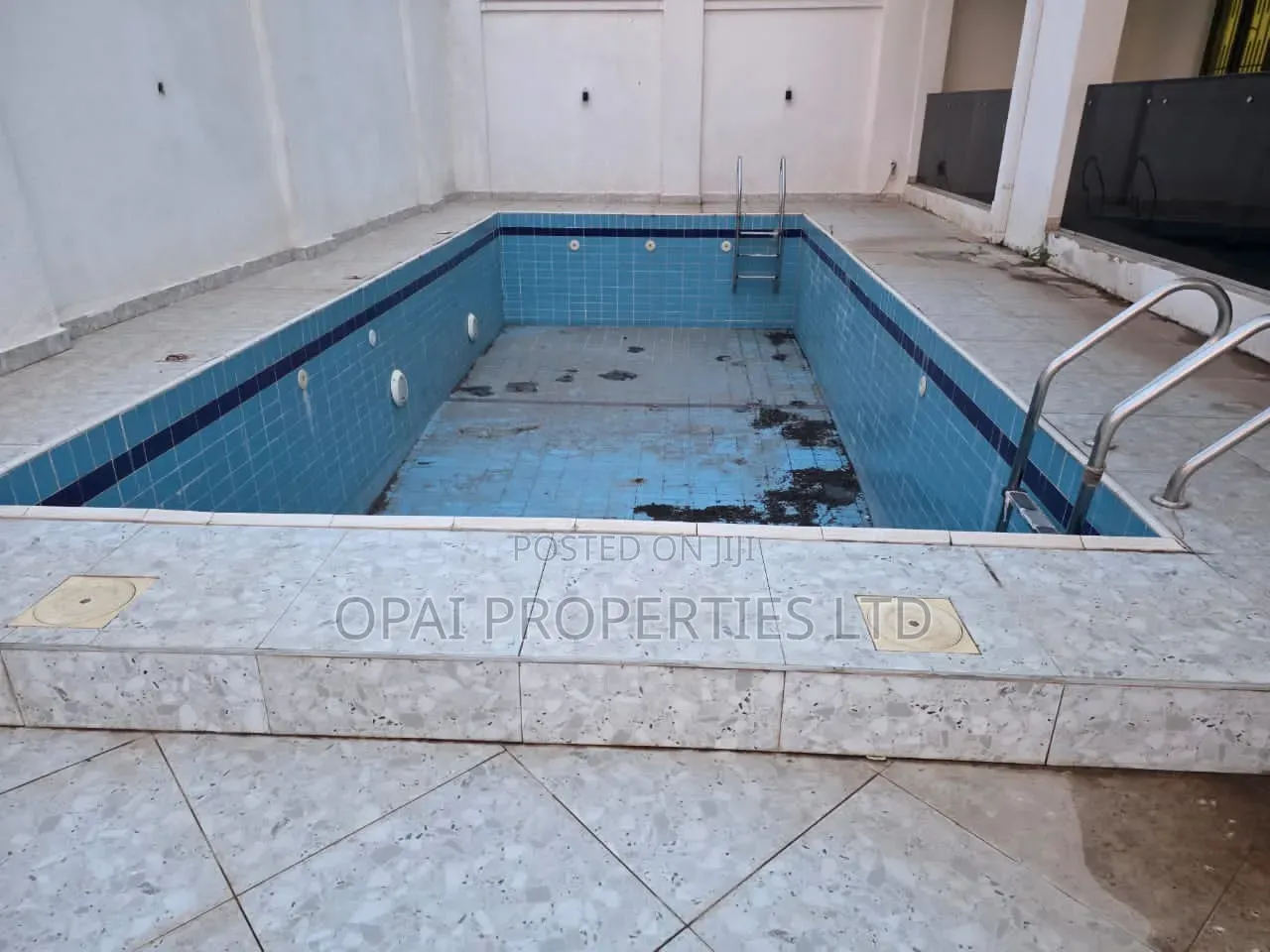 Furnished 7bdrm House in Guzape District for sale