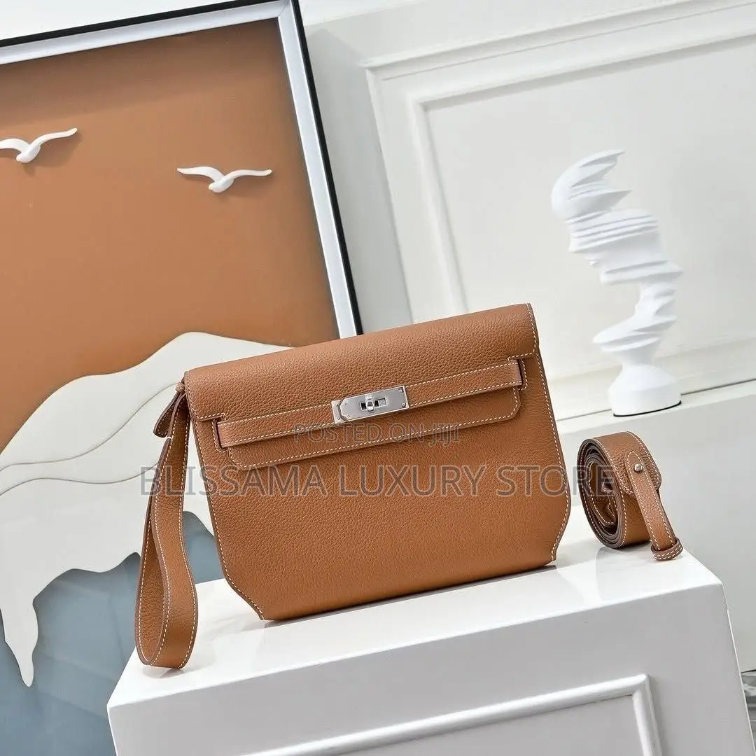 Hermes Luxury Men Pouch Bags– Stylish, Durable Premium Leather