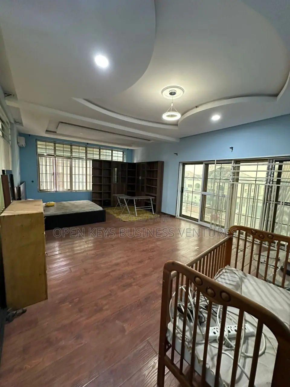 Furnished 5bdrm Duplex in Aerodrome Gra, Samonda for rent