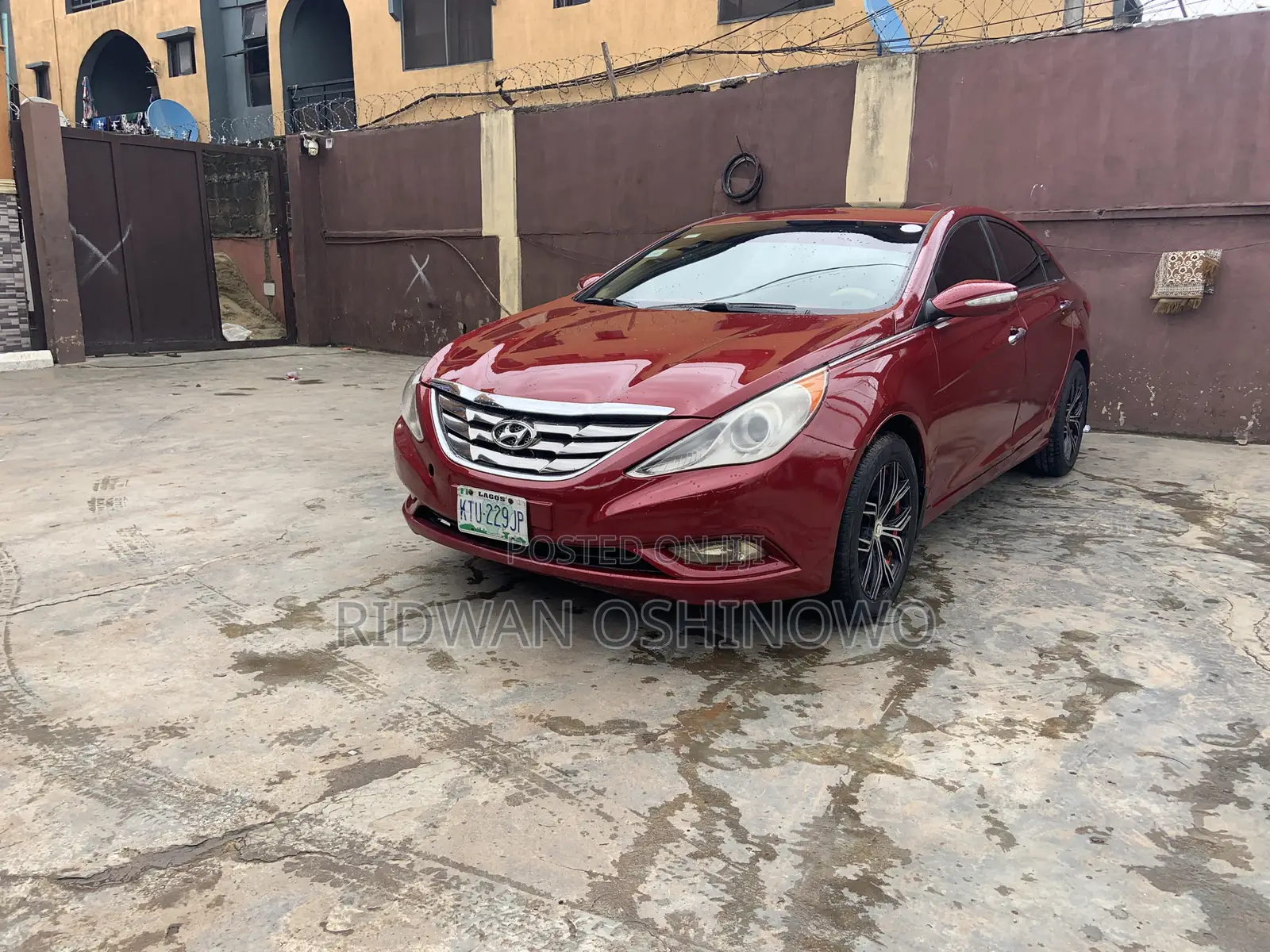 Hyundai Sonata Limited Sedan FWD (2.4L 4cyl 6A) 2012 Red