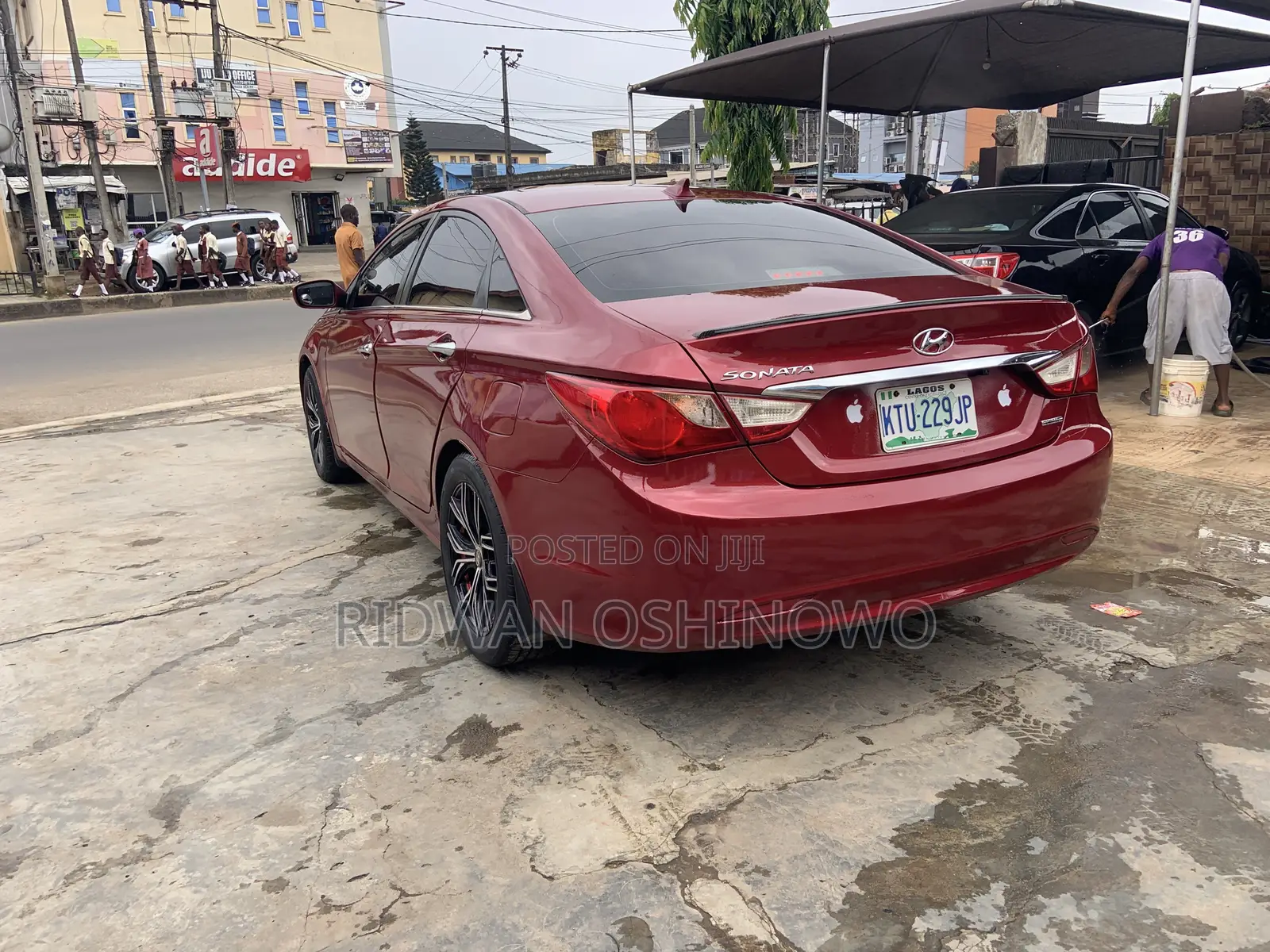 Hyundai Sonata Limited Sedan FWD (2.4L 4cyl 6A) 2012 Red