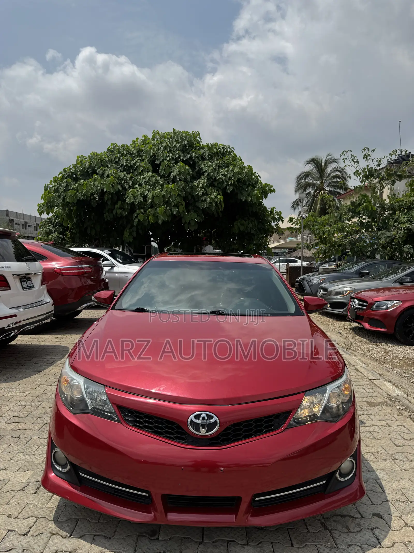 Toyota Camry SE 4dr Sedan (2.5L 4cyl 6A) 2013 Red