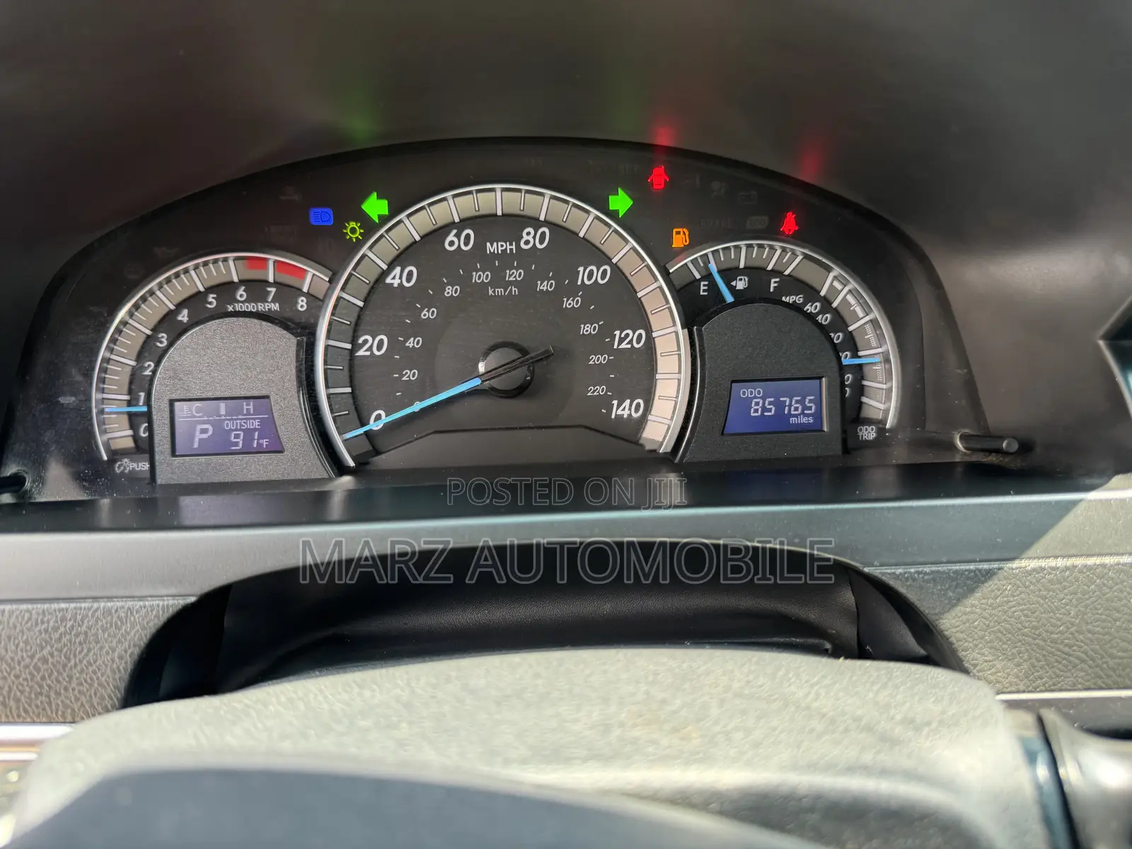 Toyota Camry SE 4dr Sedan (2.5L 4cyl 6A) 2013 Red