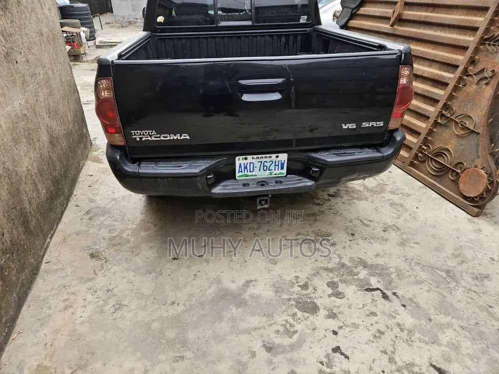 Toyota Tacoma 2008 Black