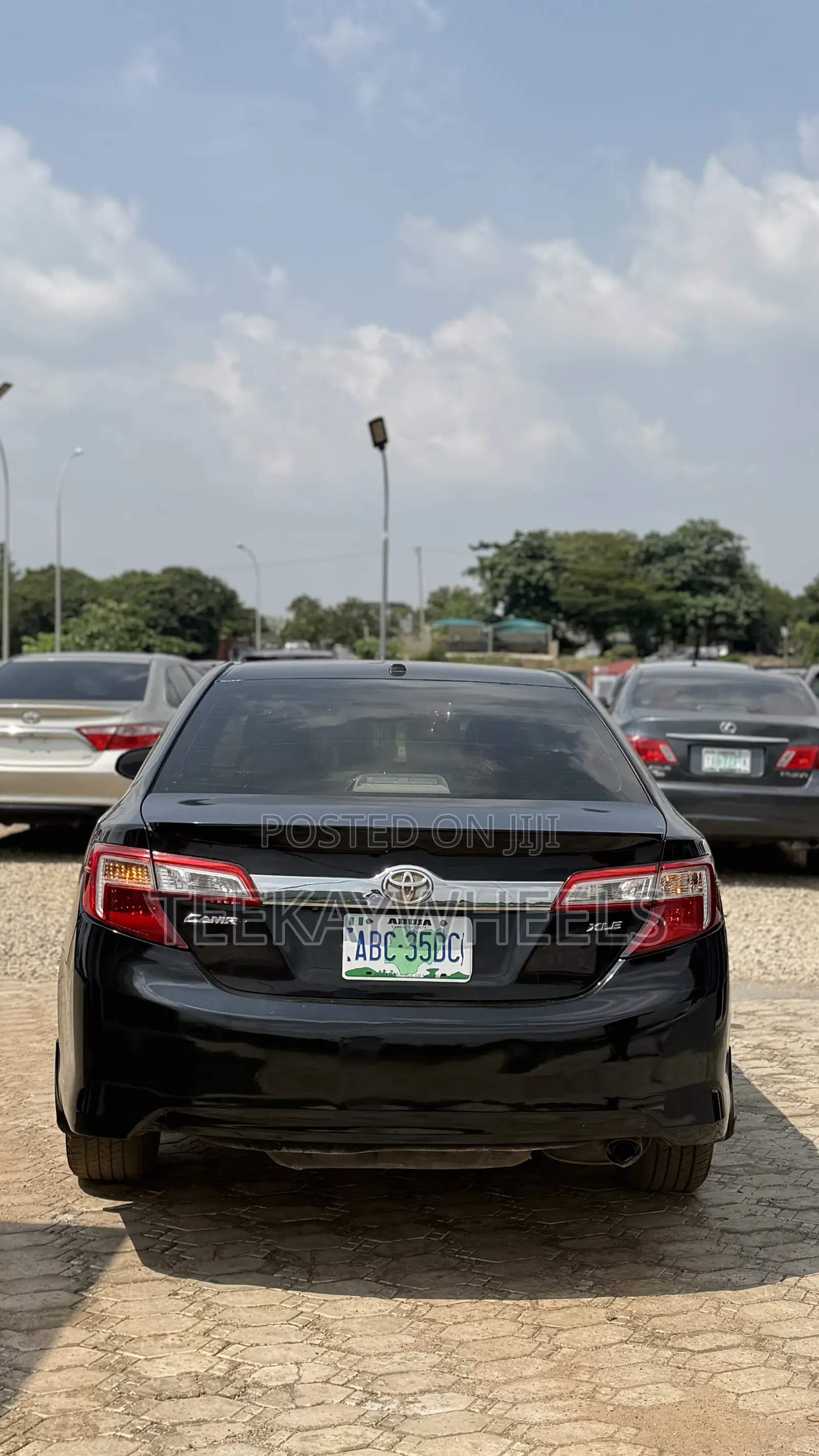 Toyota Camry XLE 4dr Sedan (2.5L 4cyl 6A) 2012 Black