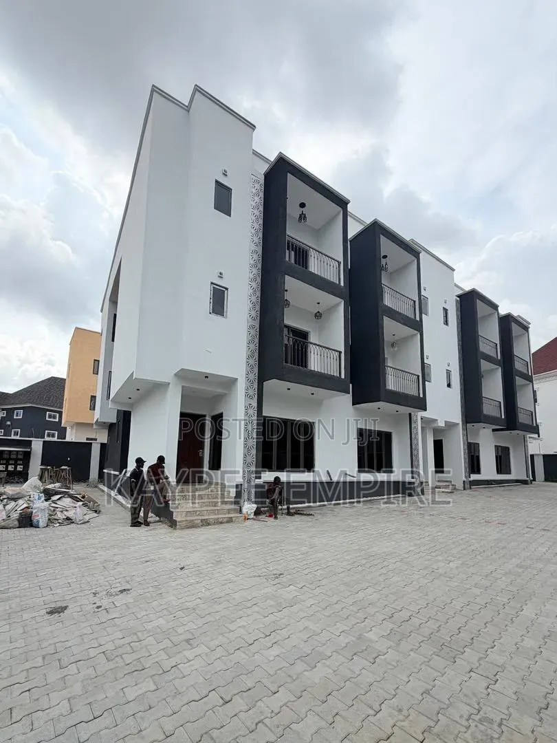 4bdrm Duplex in Jahi for sale