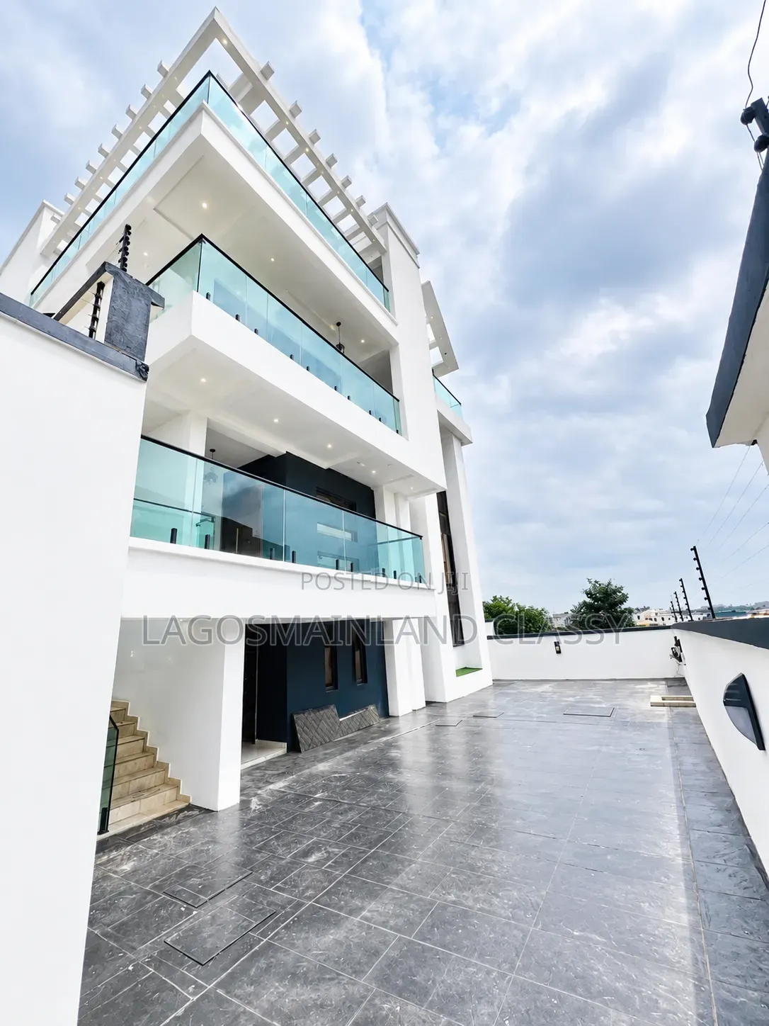 5bdrm Duplex in Magodo Phase 2 for sale