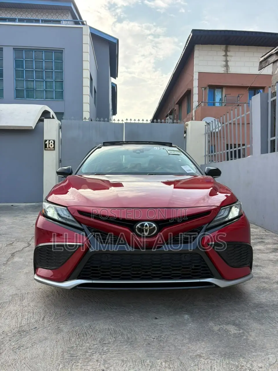 Toyota Camry XSE 2022 Red