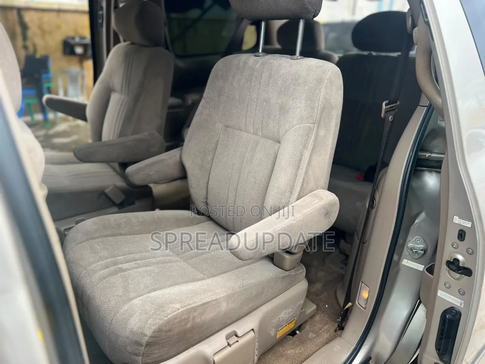 Toyota Sienna 2003 Gold