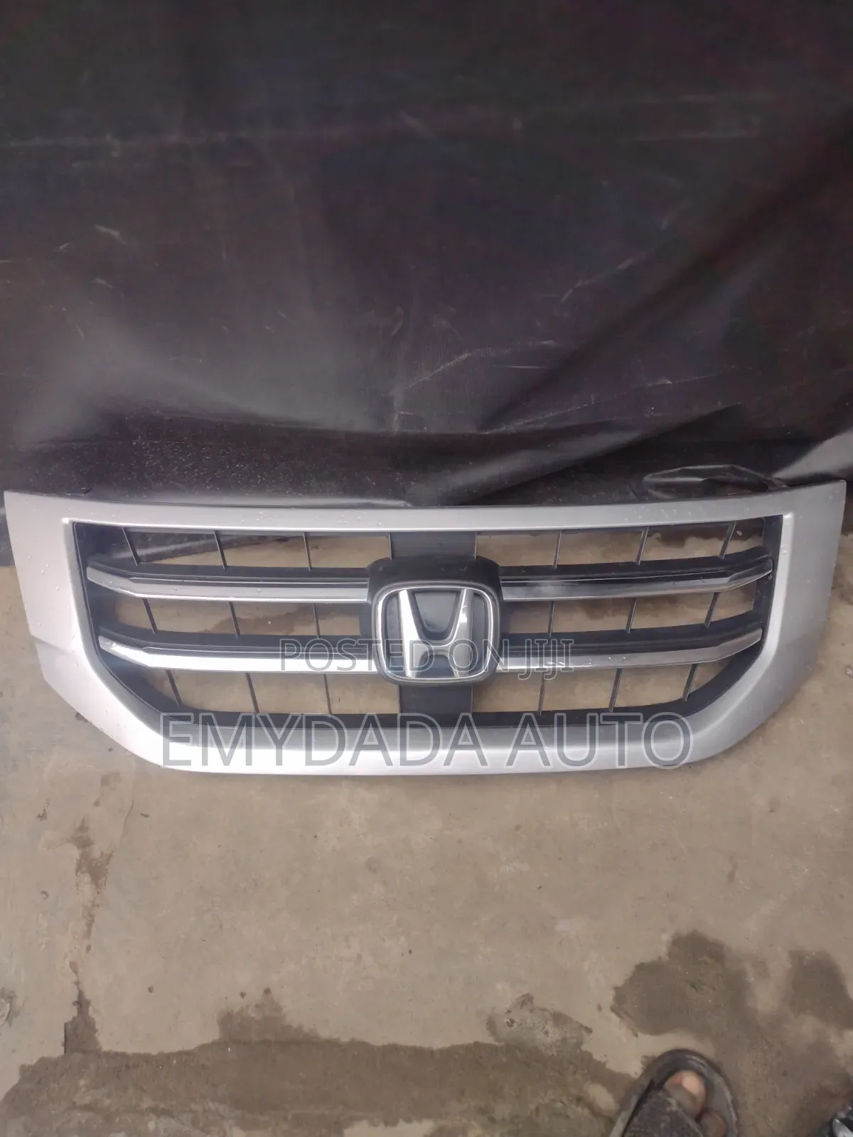 Front Grille Crosstour 2013