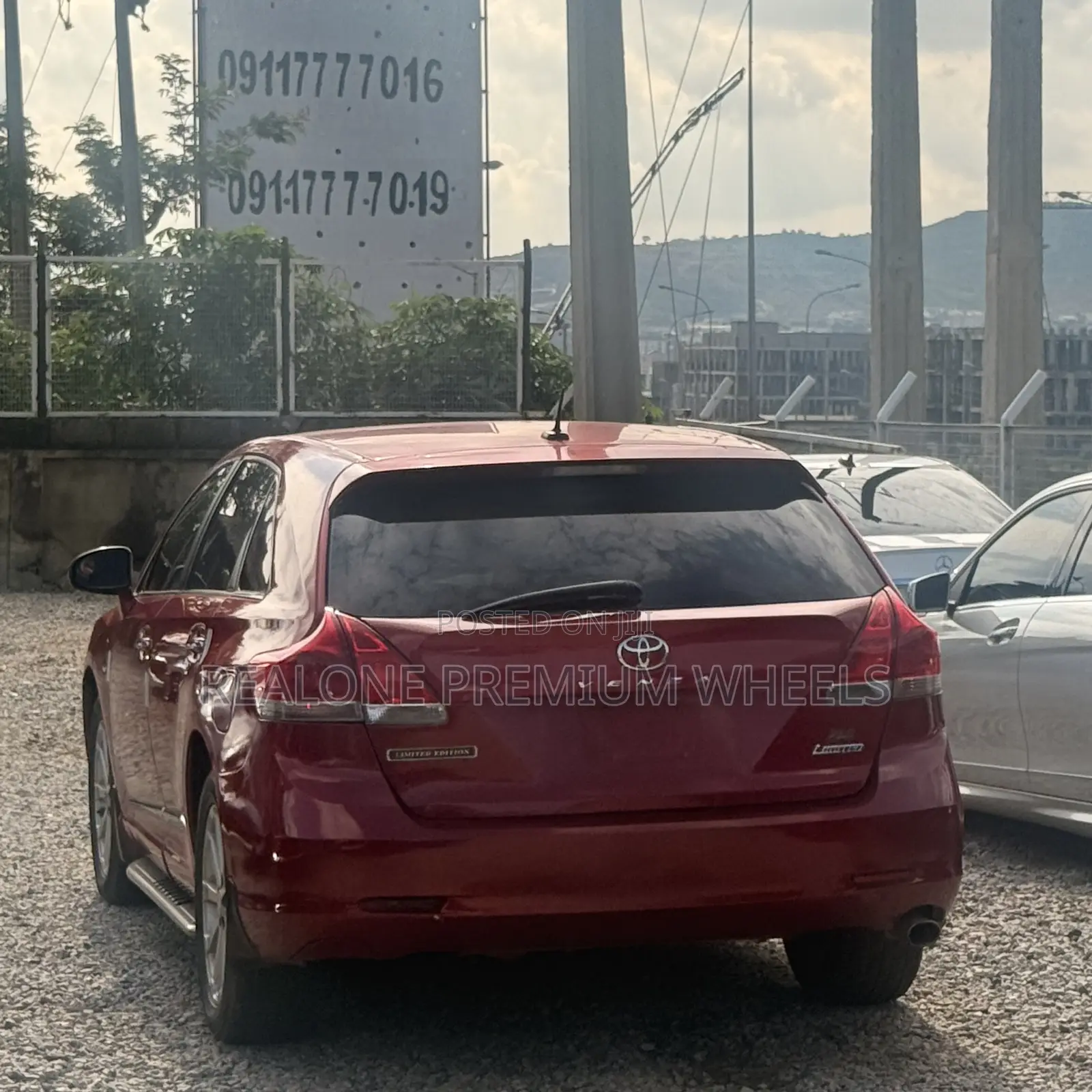 Toyota Venza XLE 2011 Red