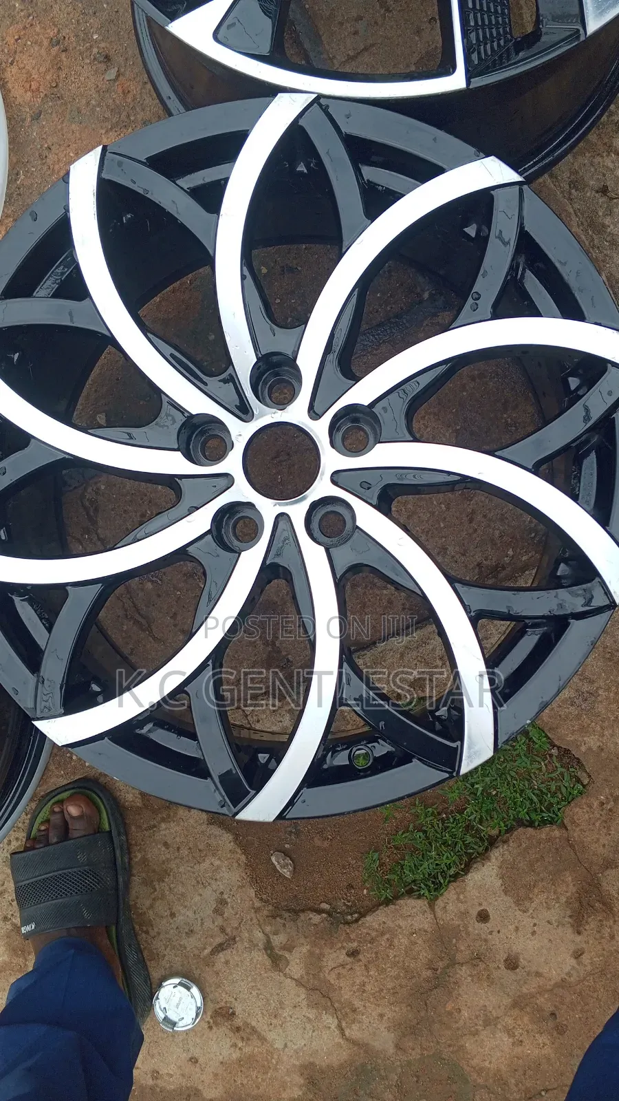 Brand New 18 Alloy Rim