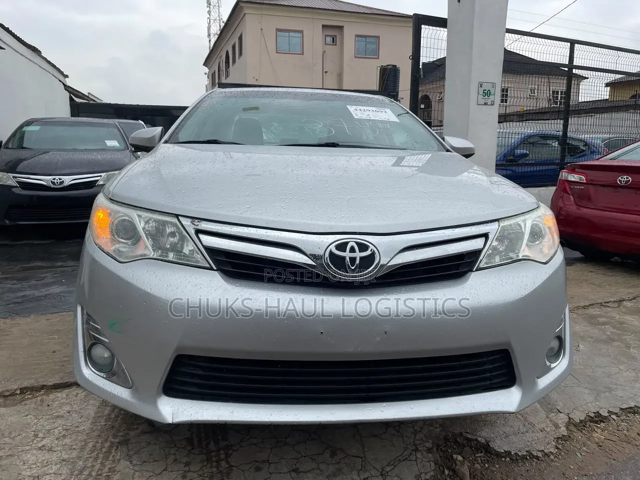 Toyota Camry XLE 4dr Sedan (2.5L 4cyl 6A) 2012 Silver