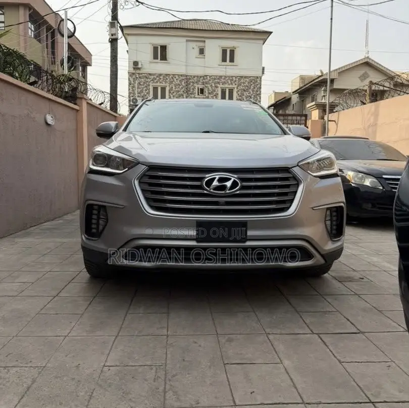Hyundai Santa Fe Limited Ultimate AWD 2017 Silver