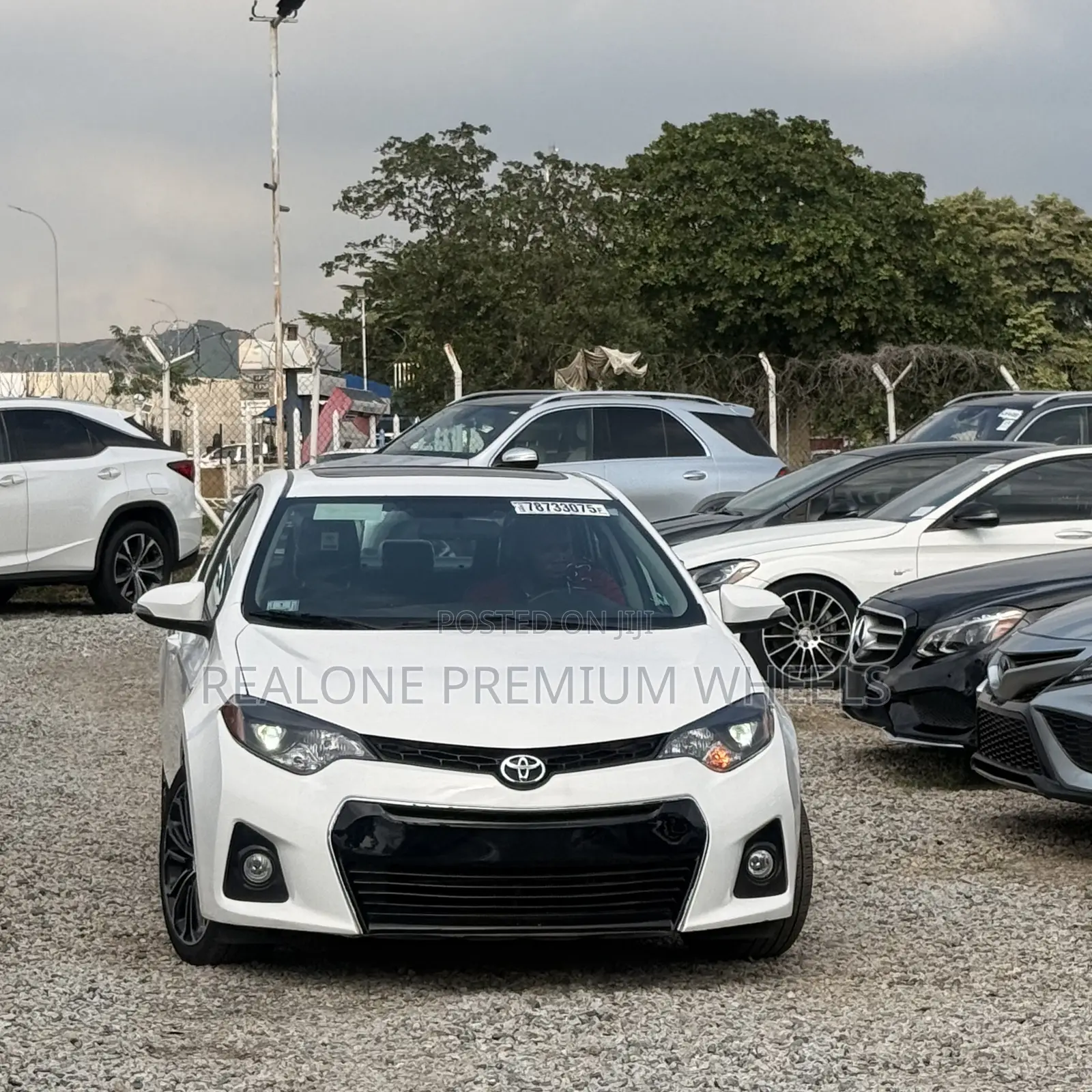 Toyota Corolla S 4dr Sedan (1.8L 4cyl CVT) 2016 White