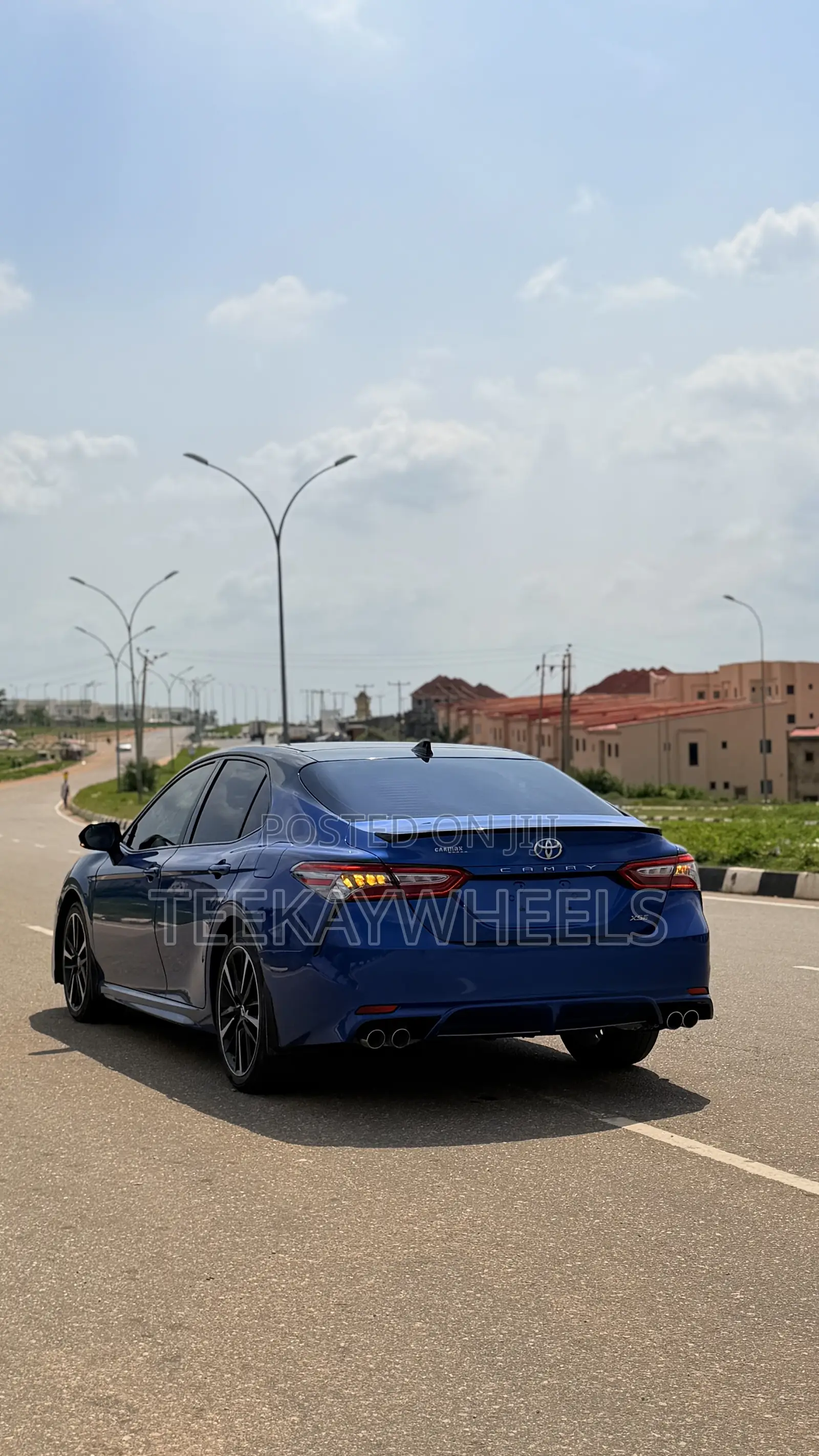 Toyota Camry XSE (2.5L 4cyl 8A) 2019 Blue