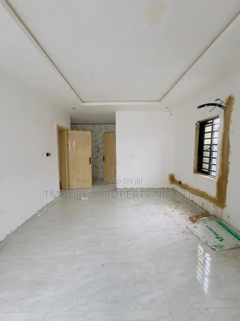 4bdrm Duplex in Ogudu Road for sale