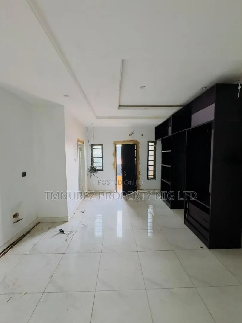 4bdrm Duplex in Ogudu Road for sale
