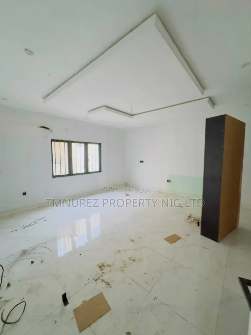4bdrm Duplex in Ogudu Road for sale