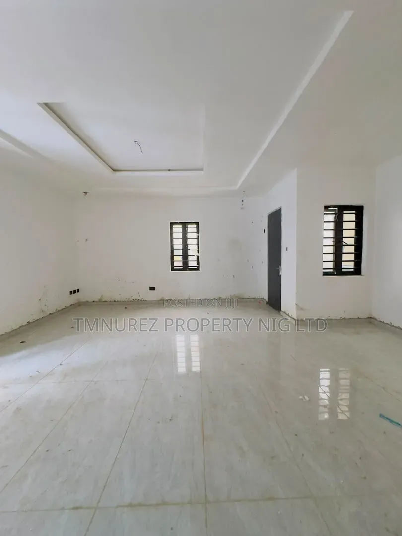 4bdrm Duplex in Ogudu Road for sale