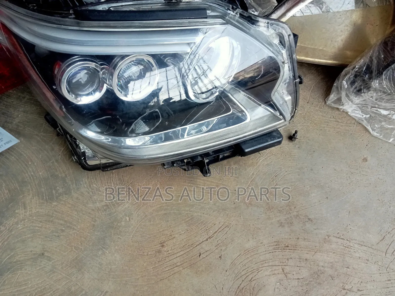 Lexugx460 2015 Right Hand