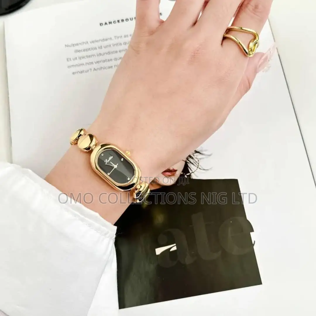Original Scottie Ladies Chain Watch – Fully Boxed and Bag
