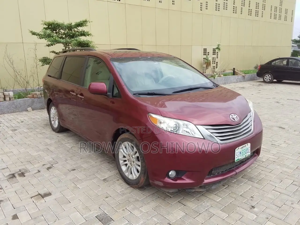 Toyota Sienna XLE 7 Passenger 2011 Red