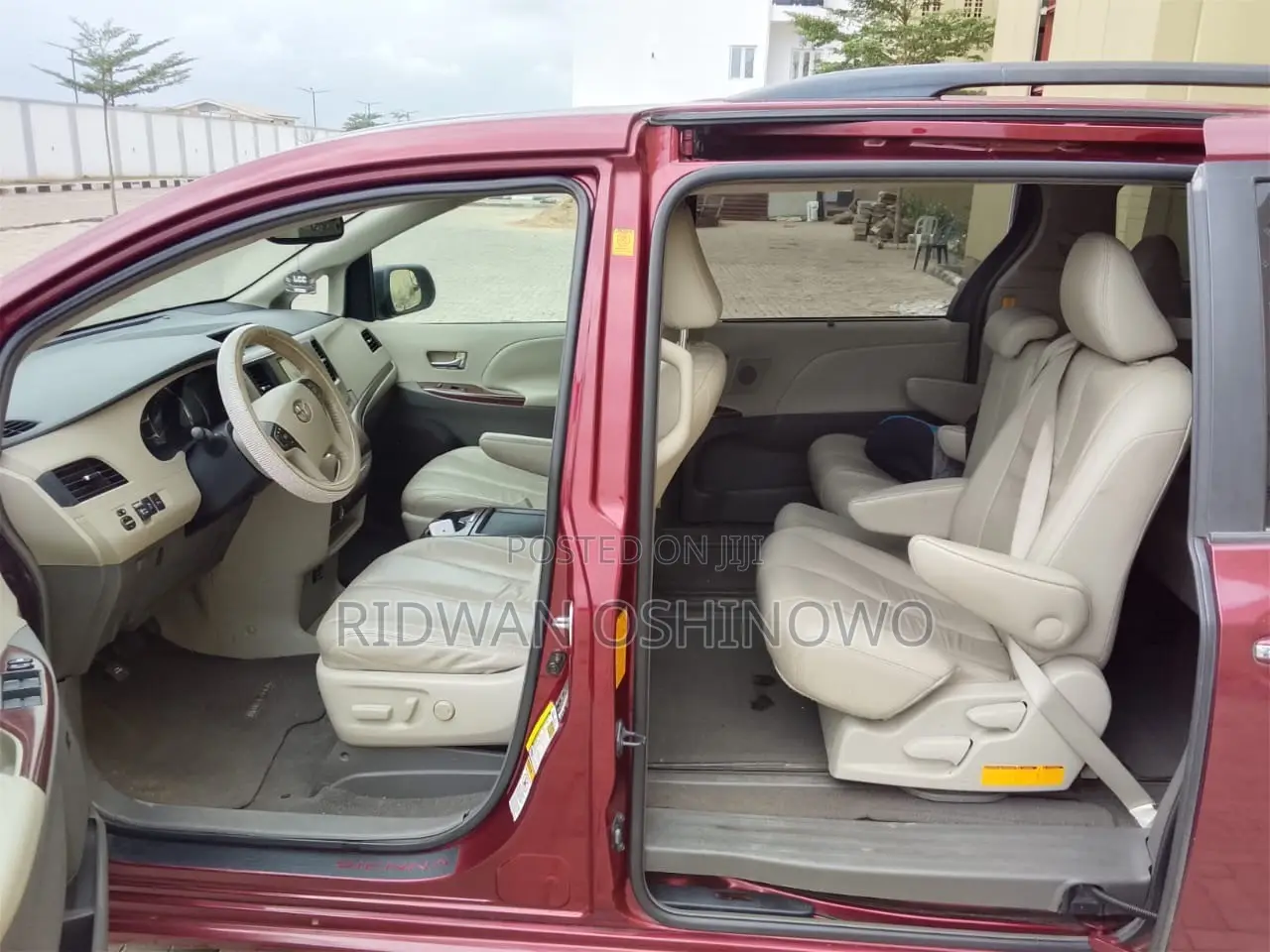 Toyota Sienna XLE 7 Passenger 2011 Red