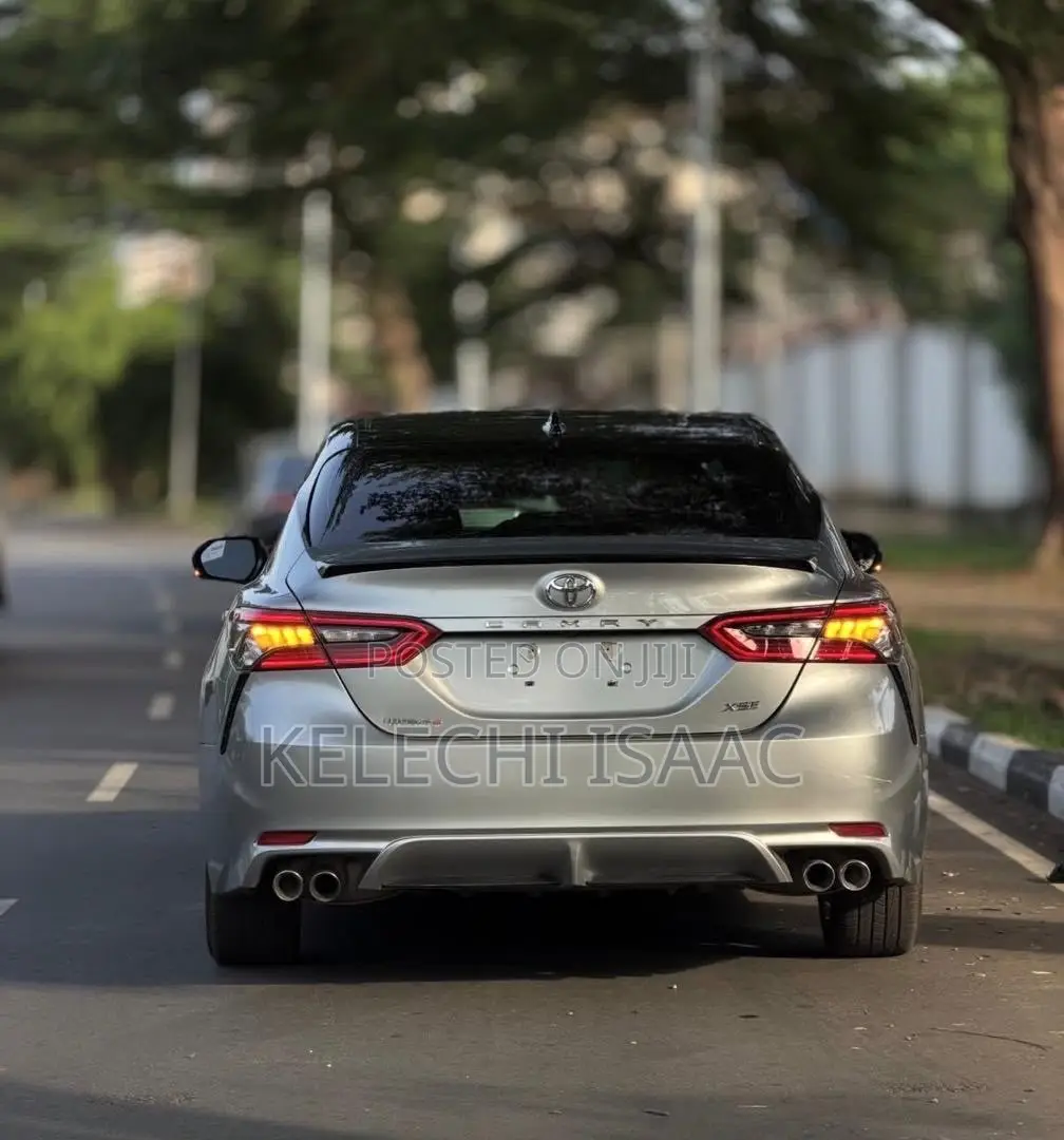 Toyota Camry XSE 2022 Silver