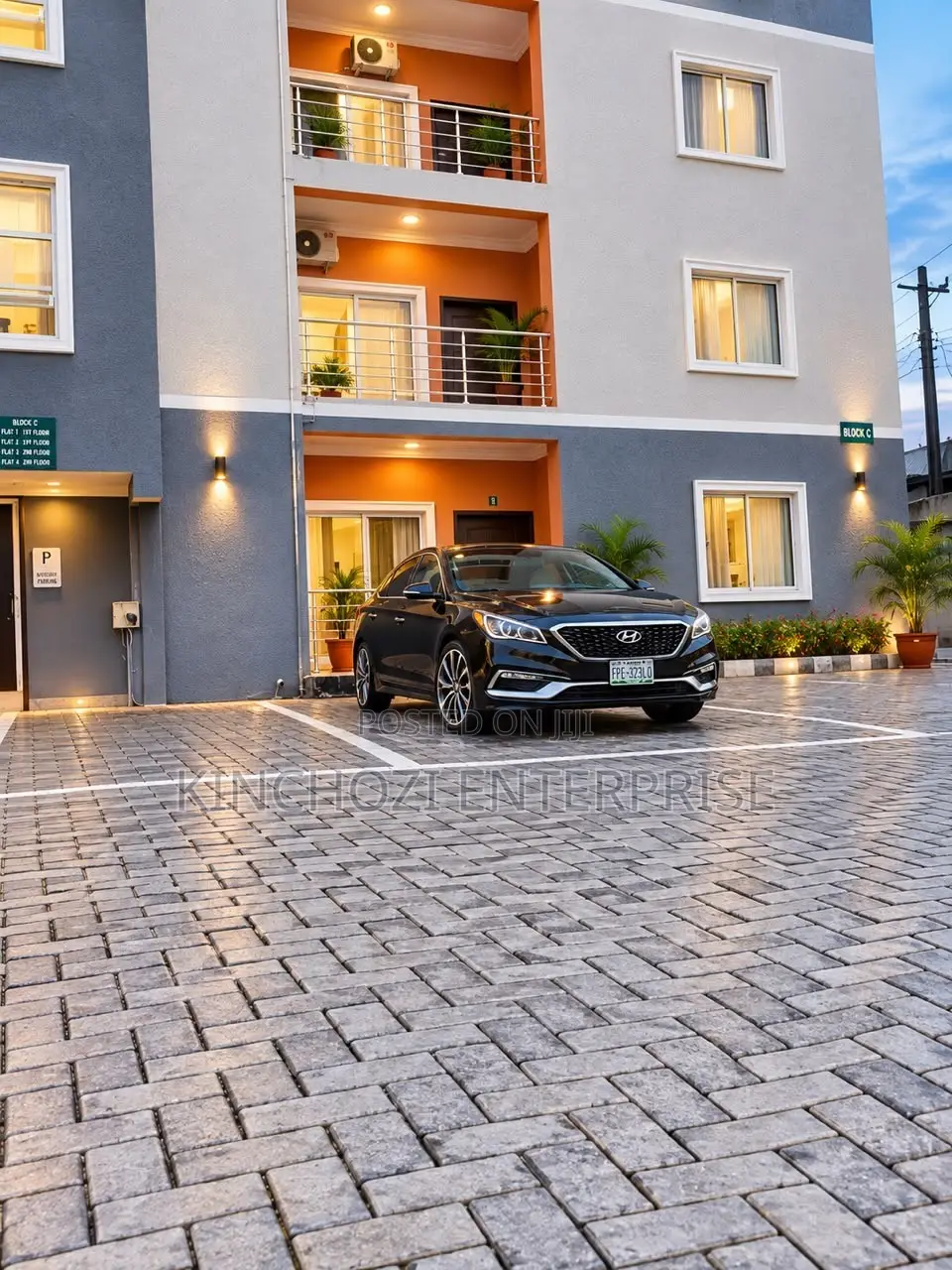 2bdrm Apartment in Lekki Enclave Estate for rent