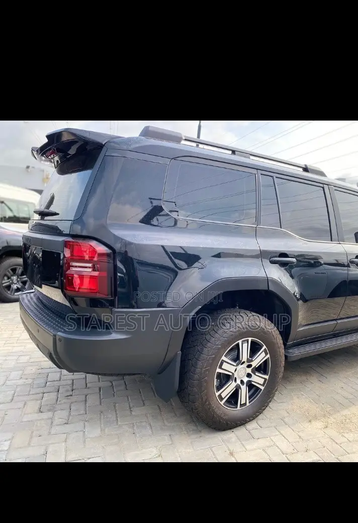 New Toyota Land Cruiser Prado 2.4 Petrol 2025 Black