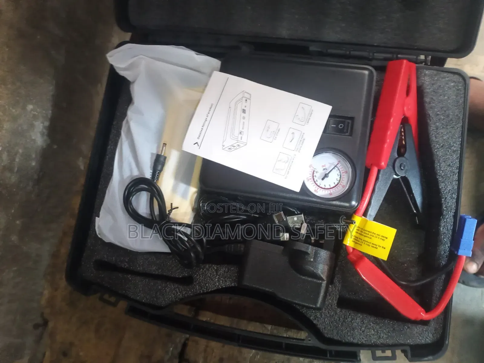 Wireless Jump Starter and Tire Pump