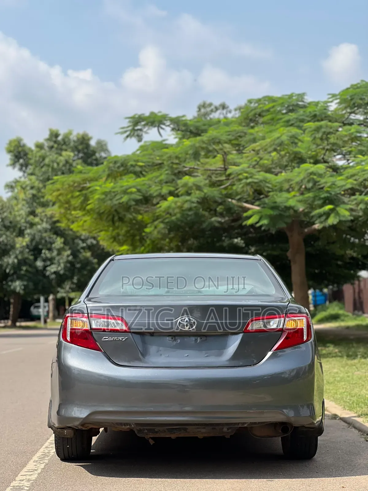 Toyota Camry 2014 Gray