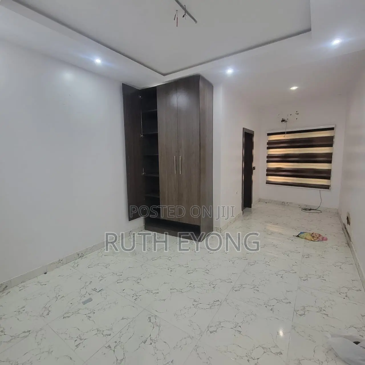 4bdrm Apartment in Spar Road, Ikate for rent