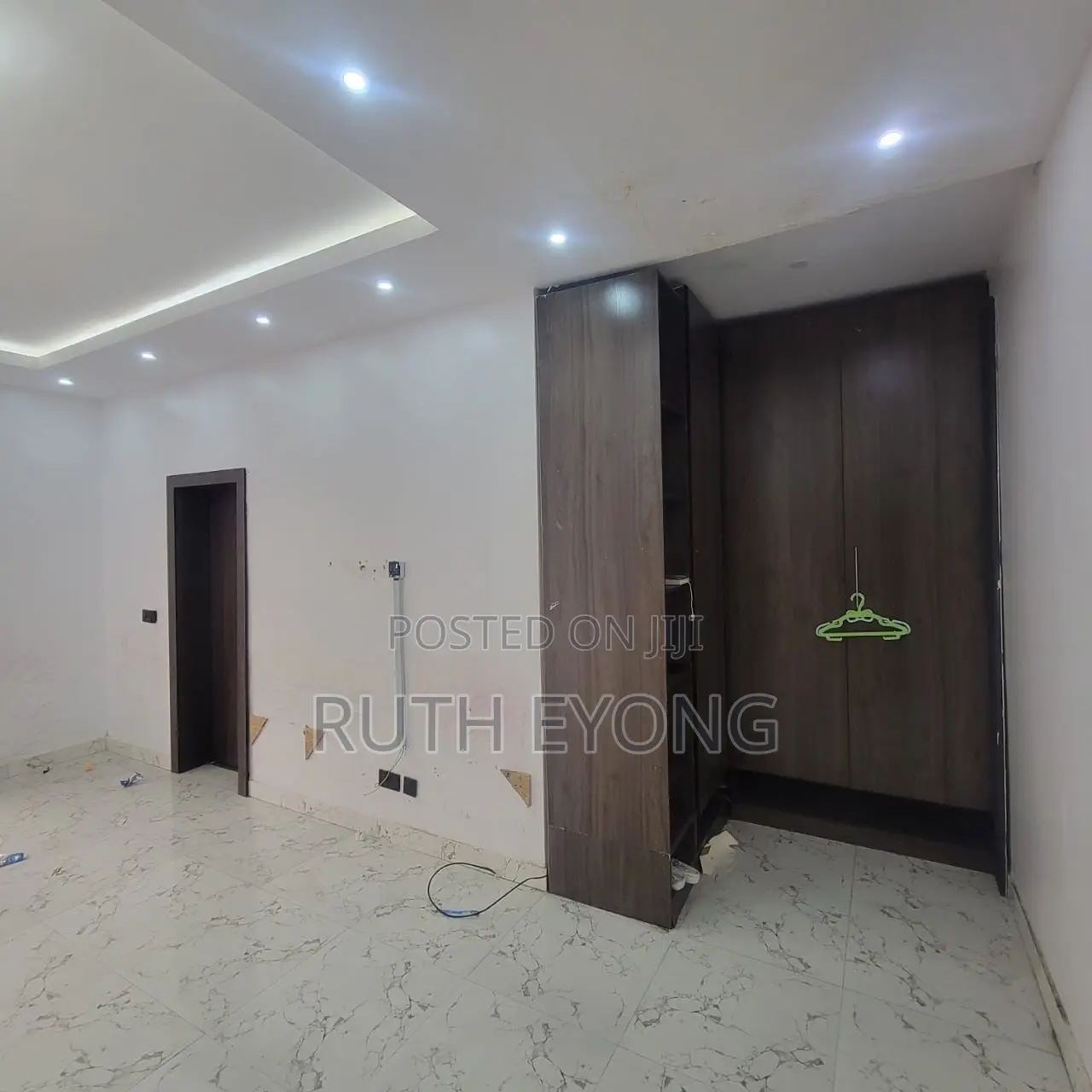 4bdrm Apartment in Spar Road, Ikate for rent