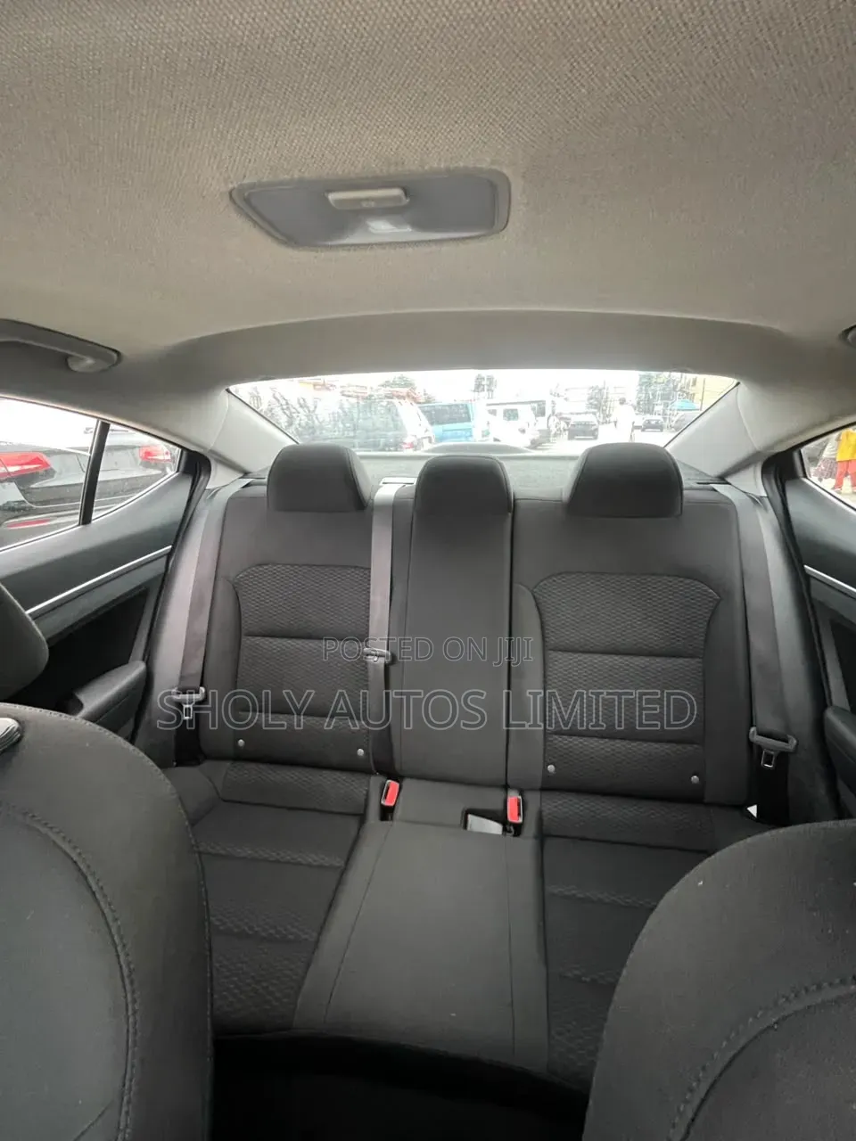 Hyundai Elantra 2019 Silver