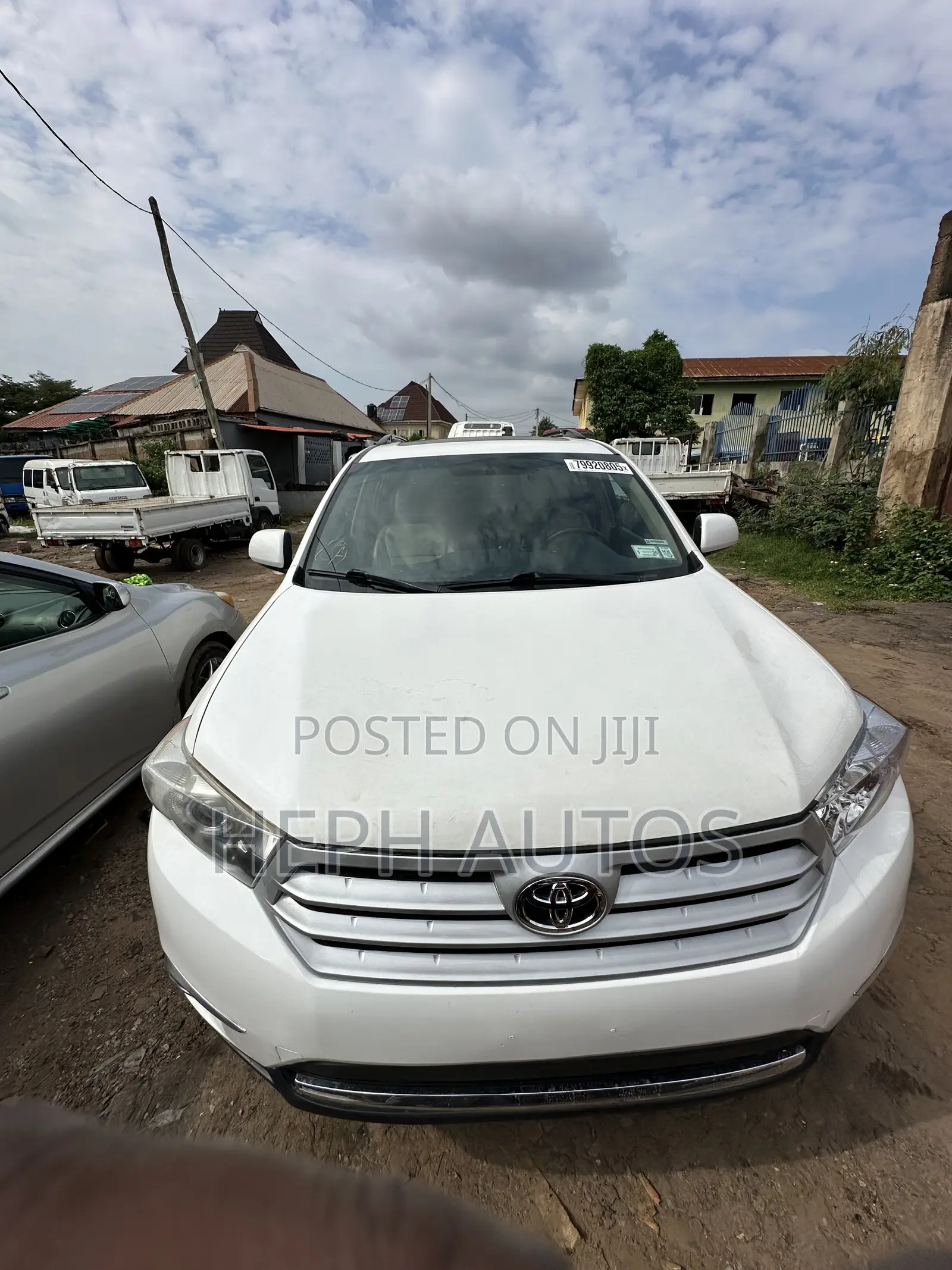 Toyota Highlander Hybrid 2012 White