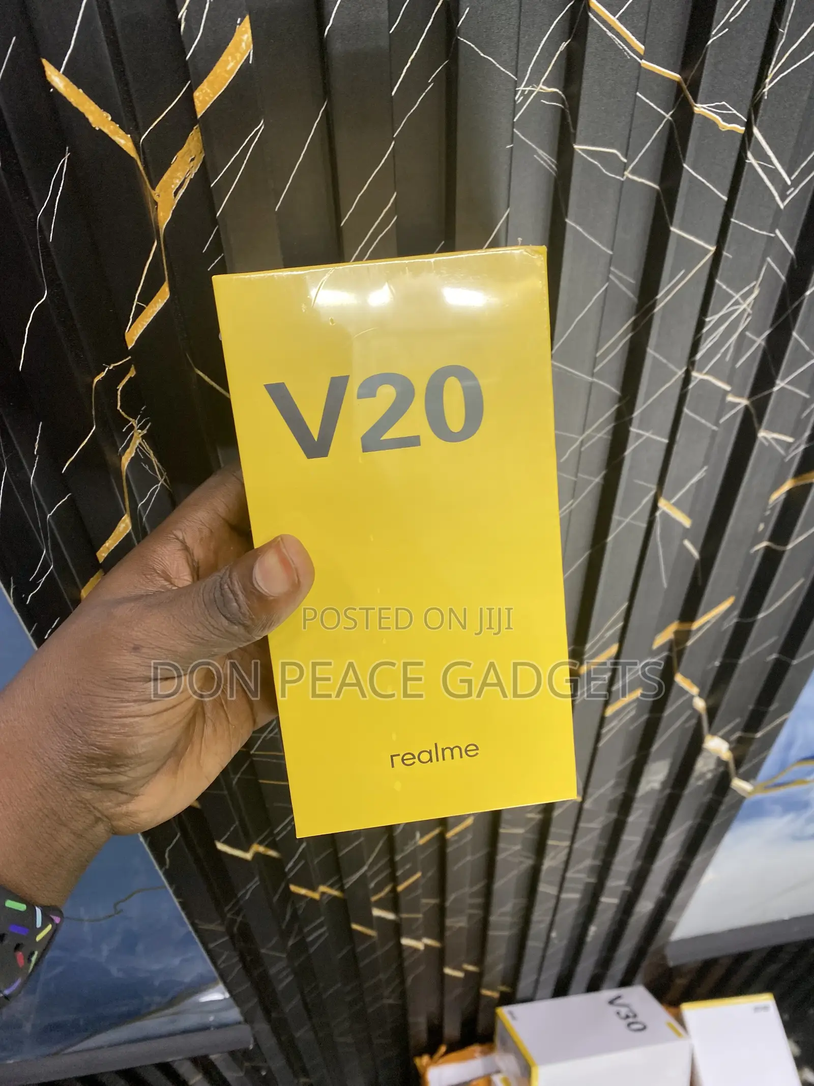 New Realme V30 128 GB