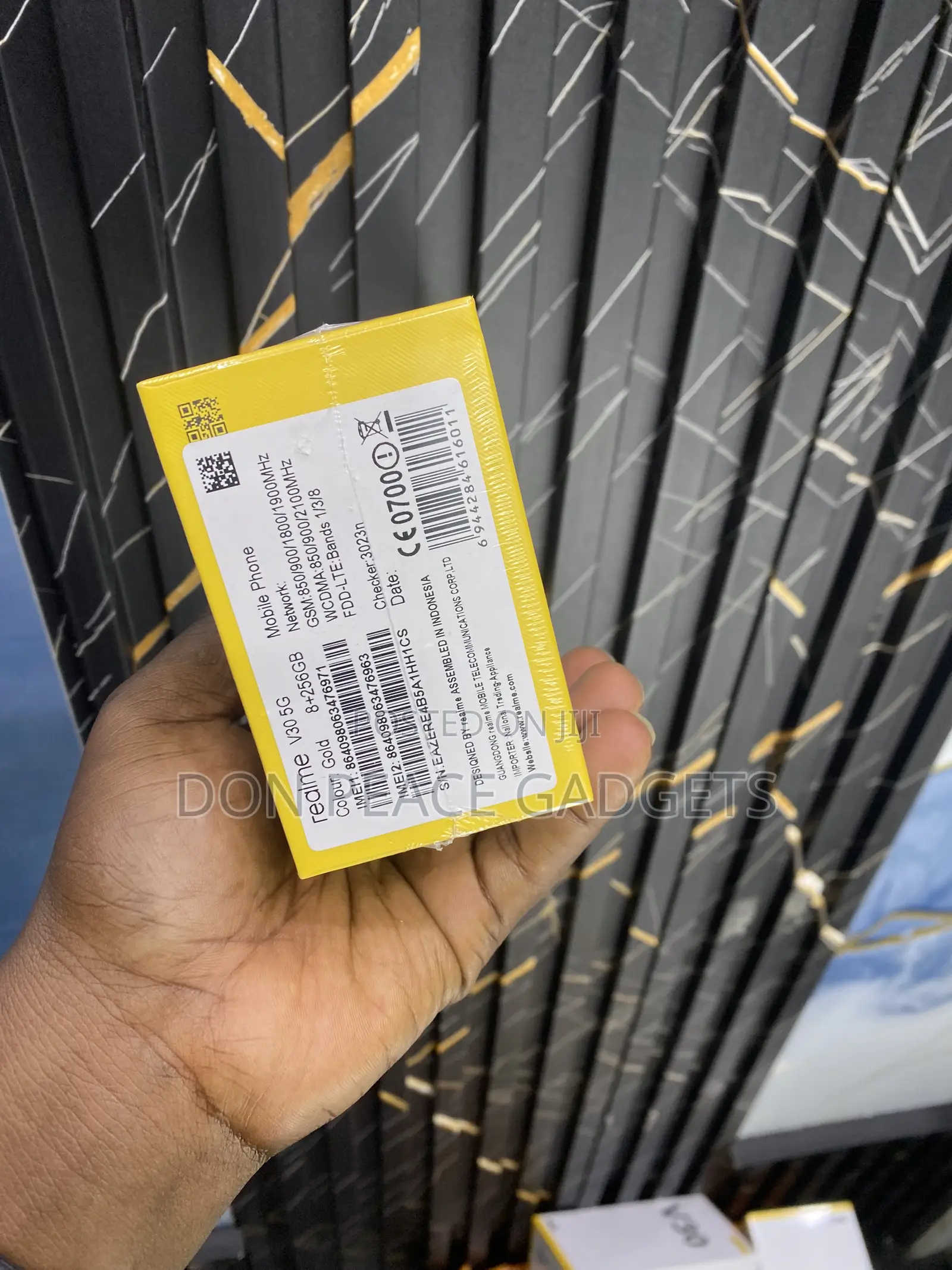 New Realme V30 128 GB