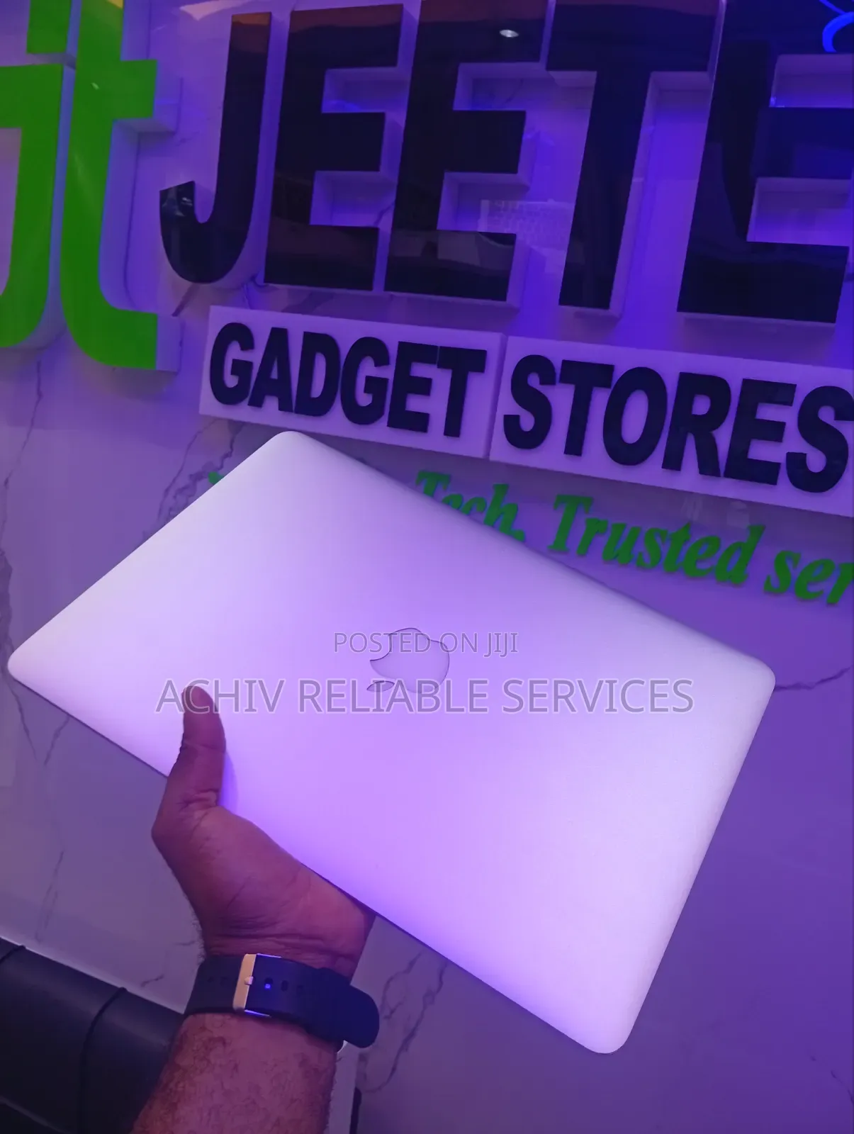 Laptop Apple MacBook 2015 4GB Intel Core 5 SSD 128GB