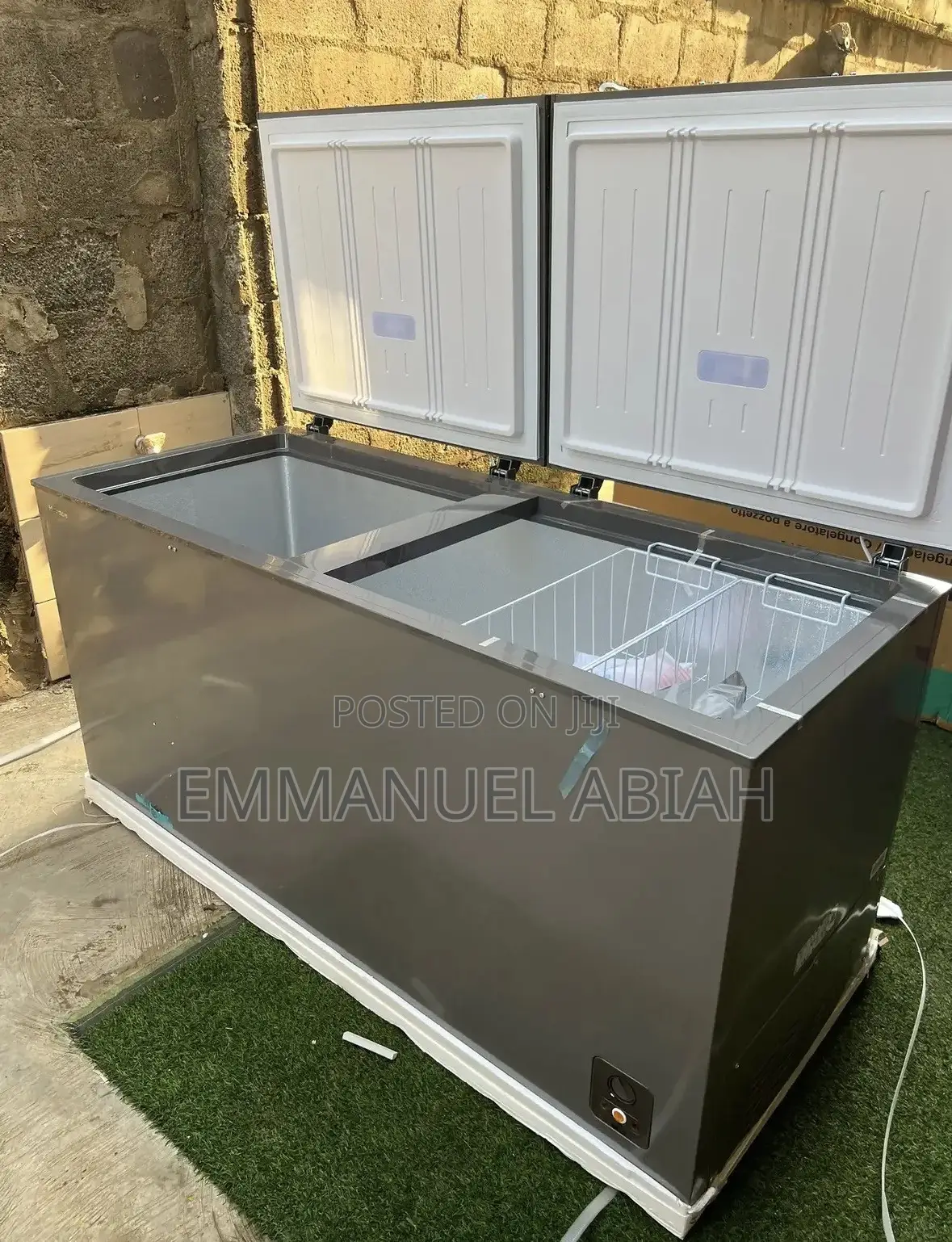 Hisense Double Door Chest Freezer 500L