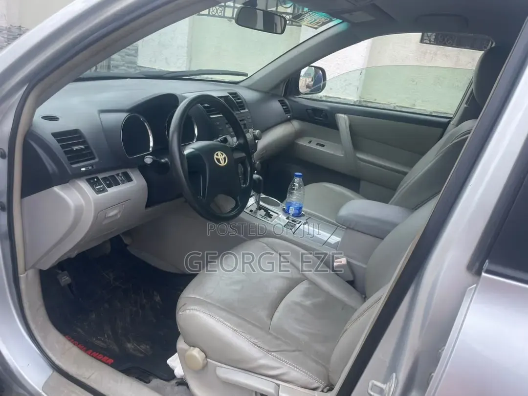 Toyota Highlander 2009 Silver