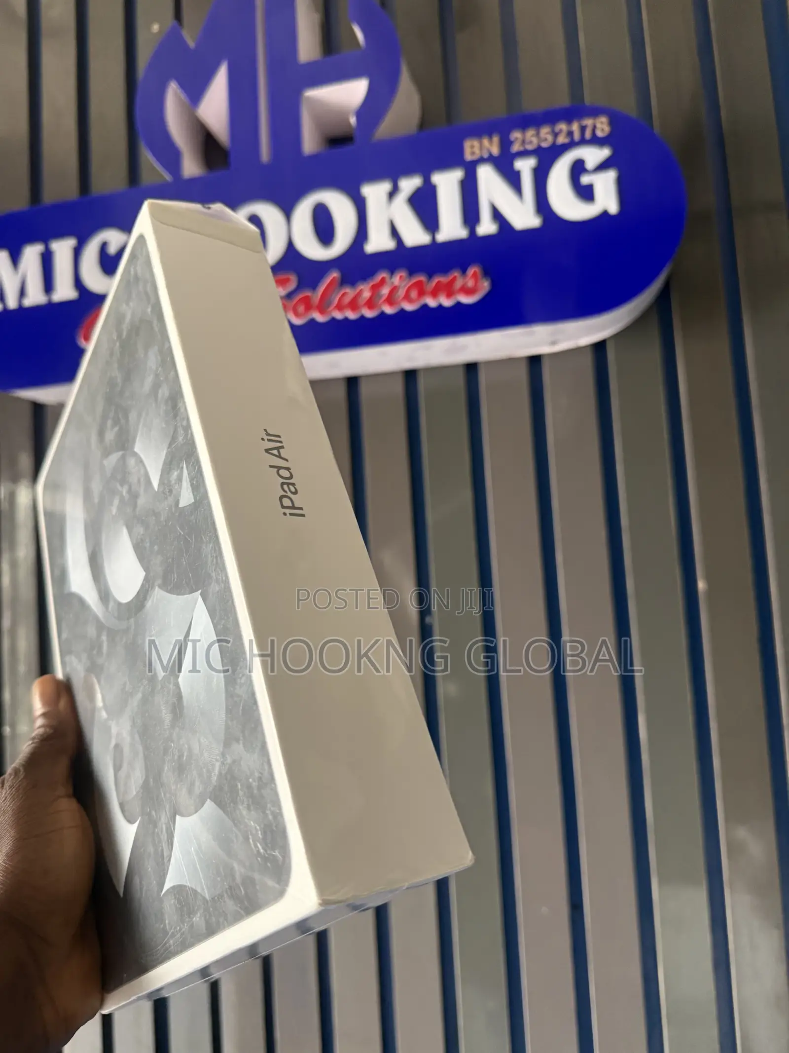 New Apple iPad Air 256 GB Gray