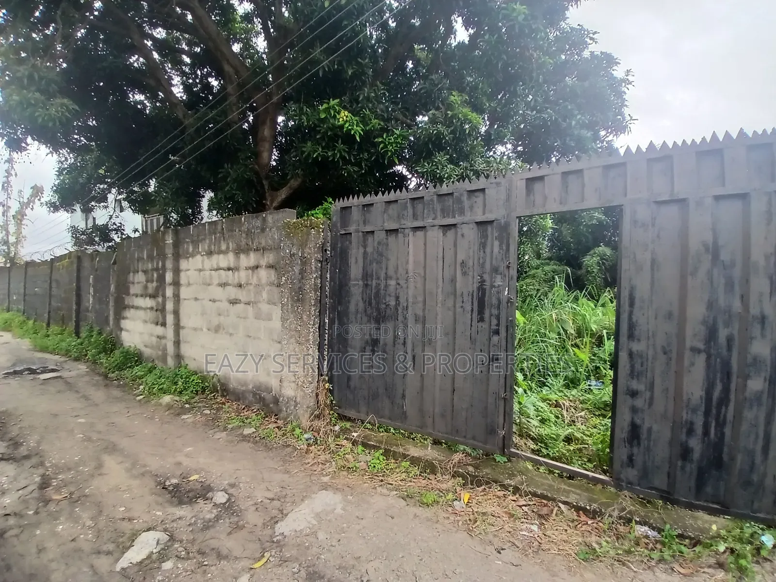 800sqm of Land (Fenced Gated) With C of O in Ajah