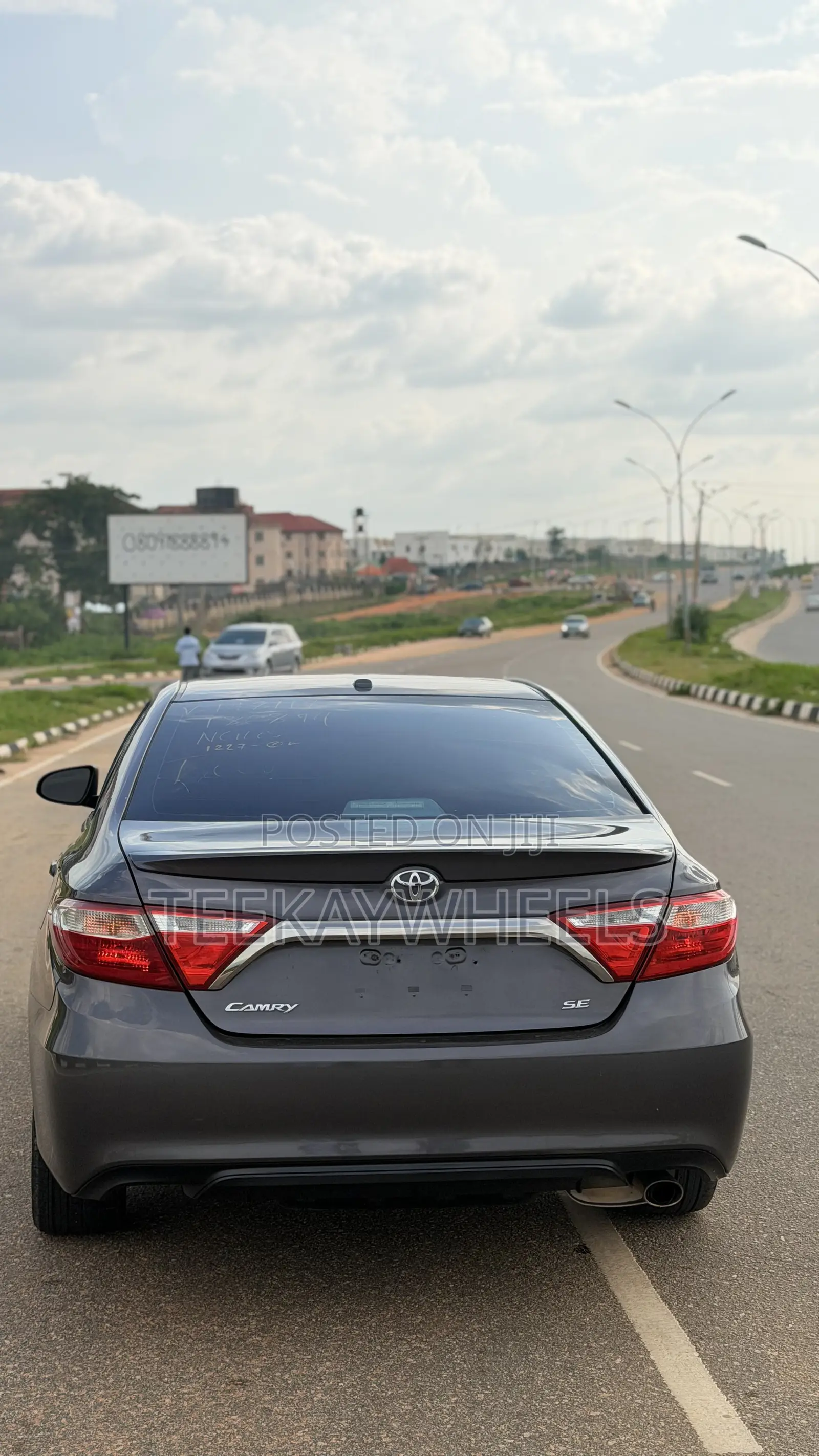 Toyota Camry SE 4dr Sedan (2.5L 4cyl 6A) 2016 Gray