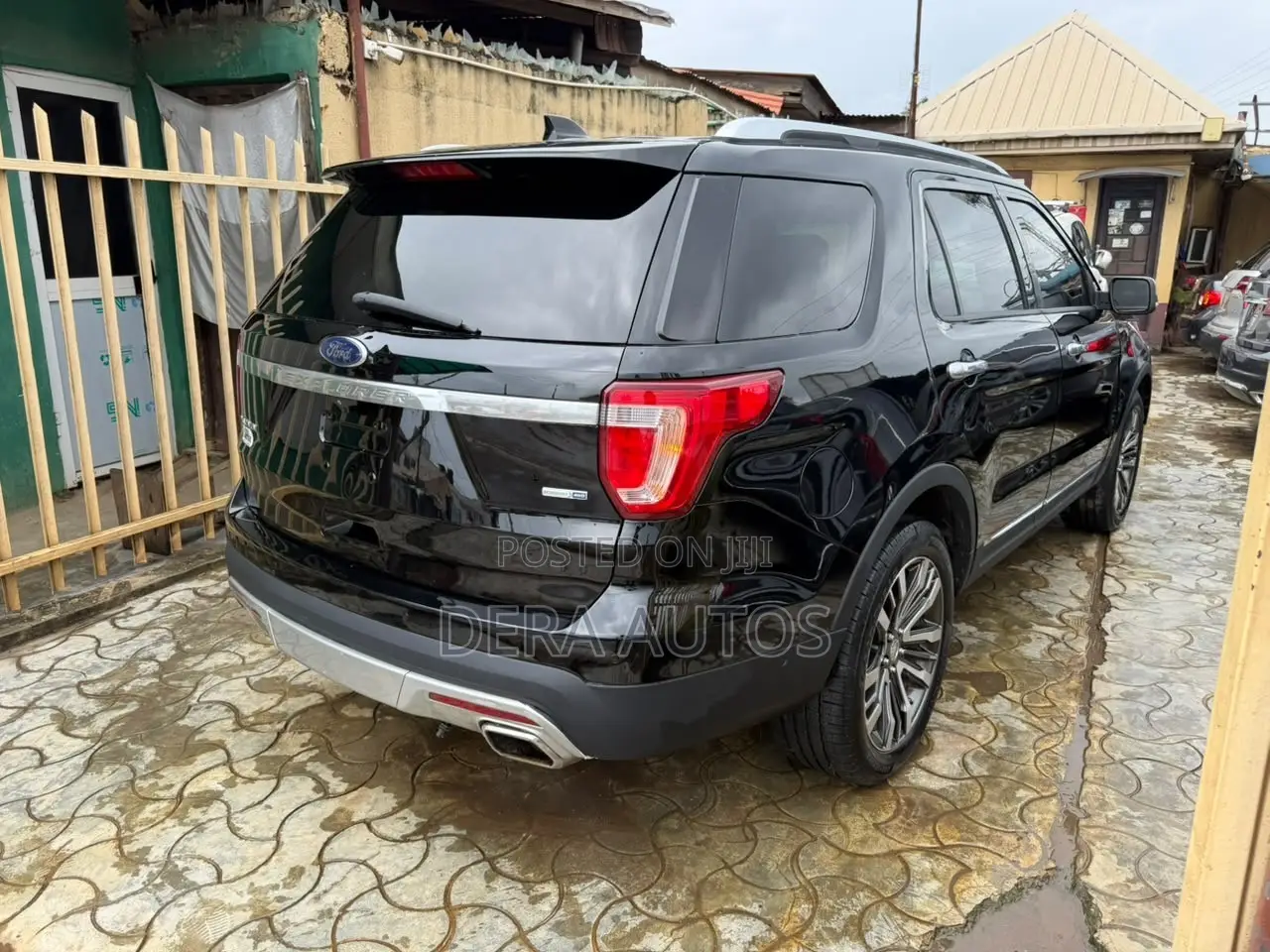 Ford Explorer 2016 Black