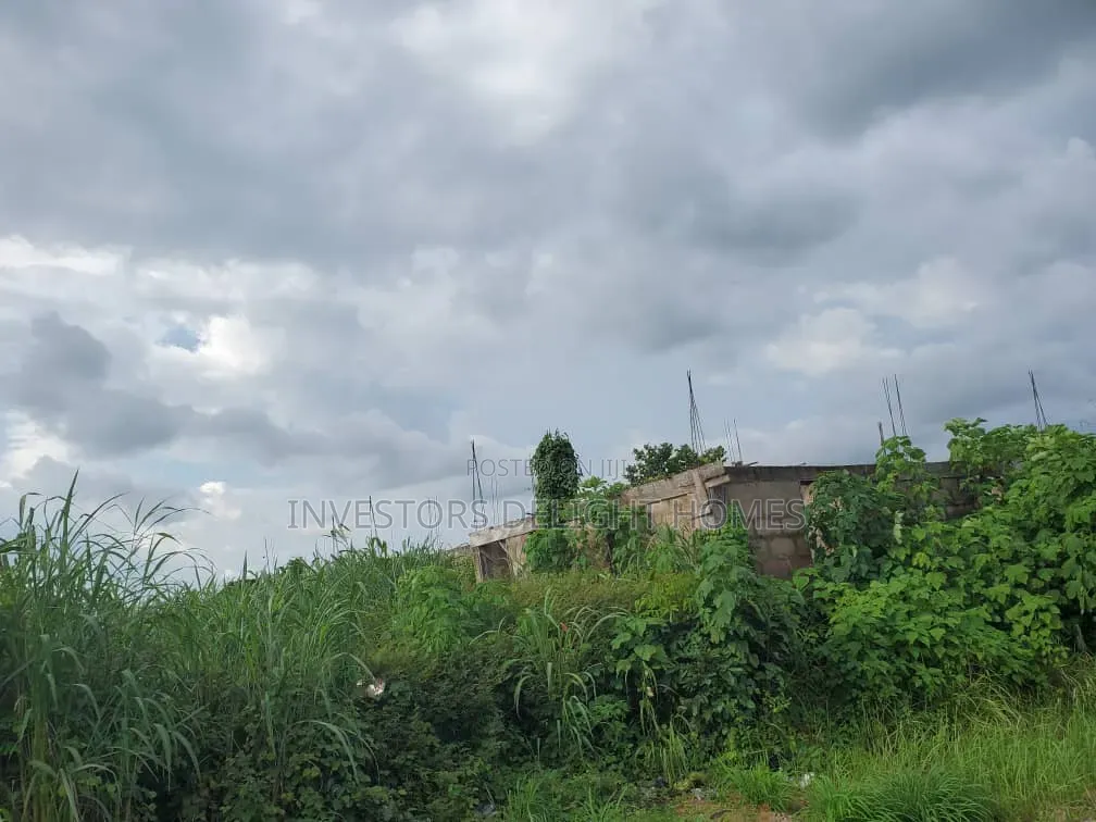 2bdrm Block of Flats in Oshimili North for sale