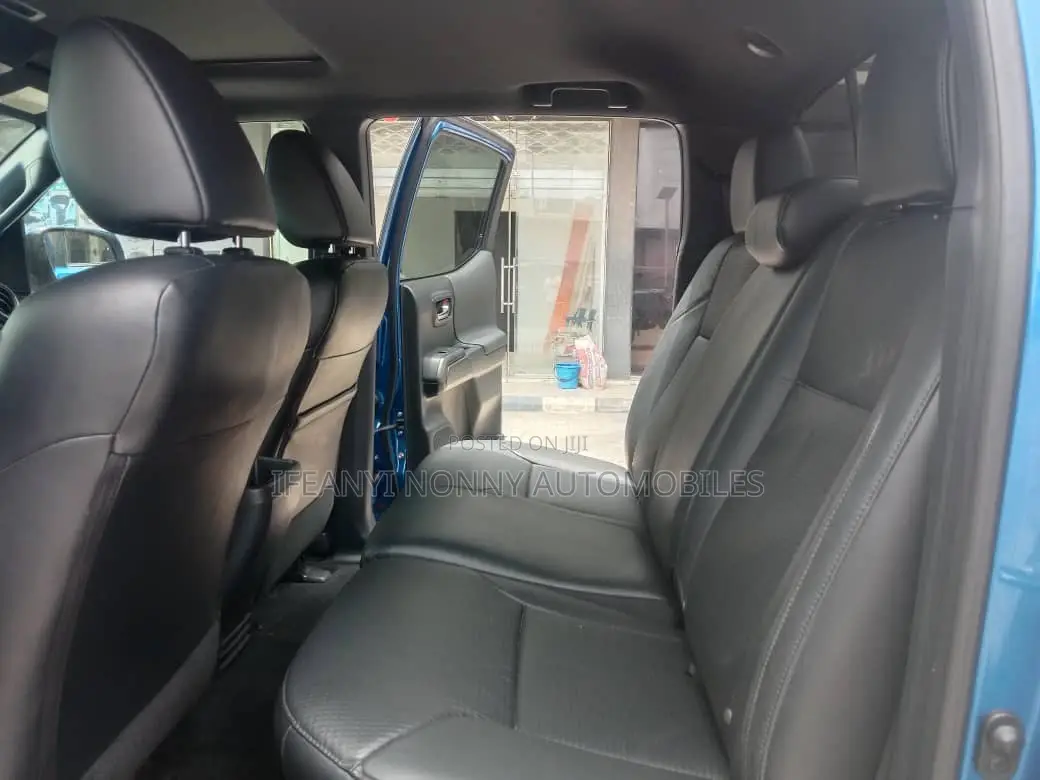 Toyota Tacoma Limited 2018 Blue