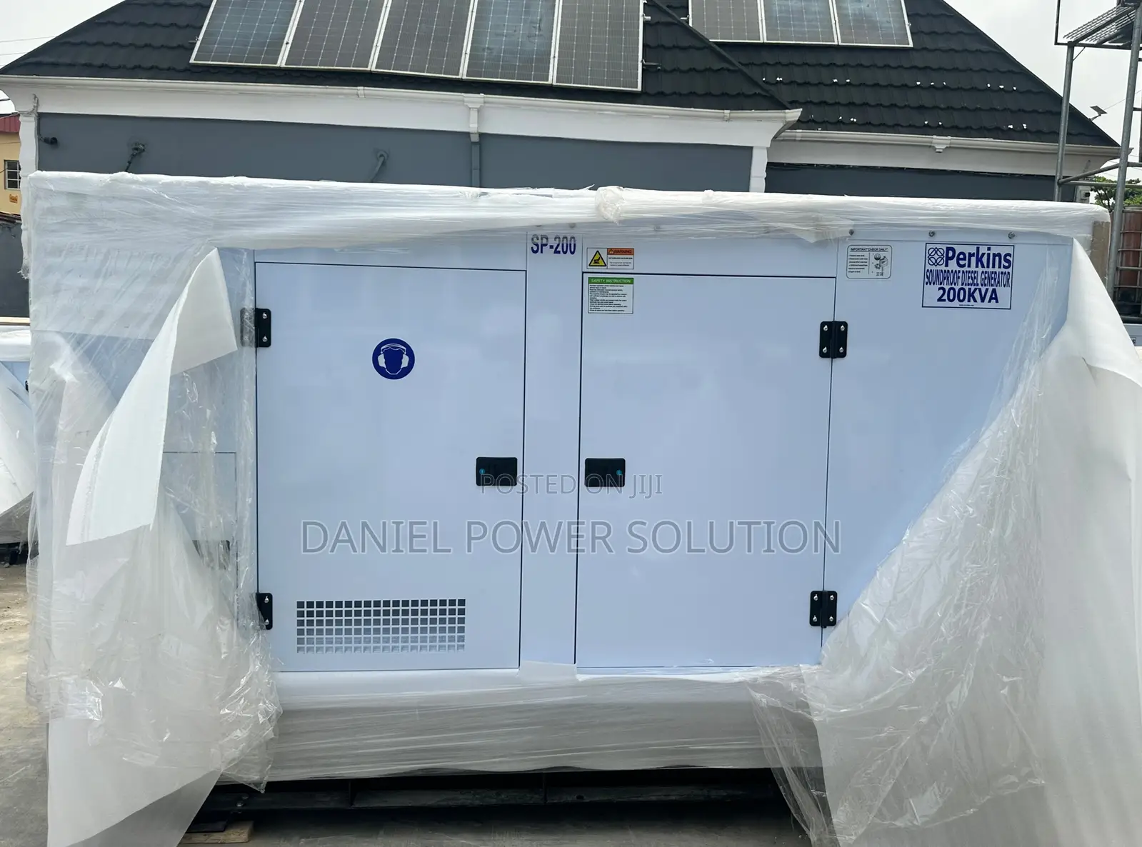 200kva Perkins Sp-200 Soundproof Diesel Generator